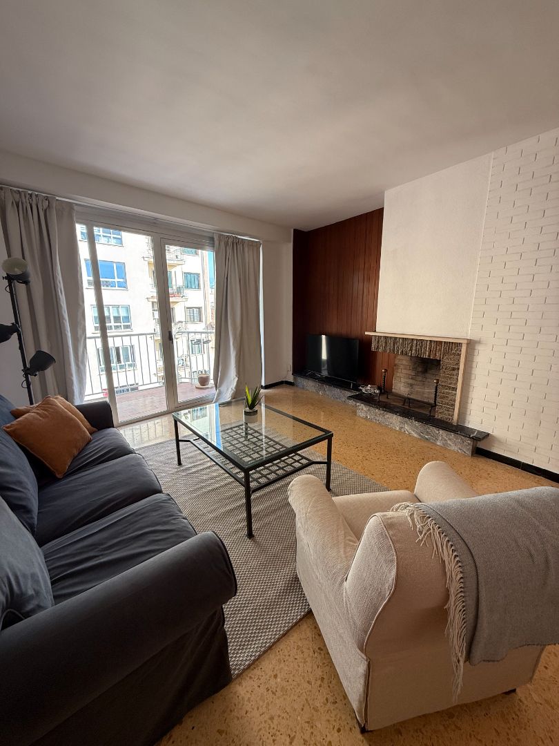 Sala d'estar de Pis de lloguer en  Palma de Mallorca amb Aire condicionat, Calefacció i Terrassa