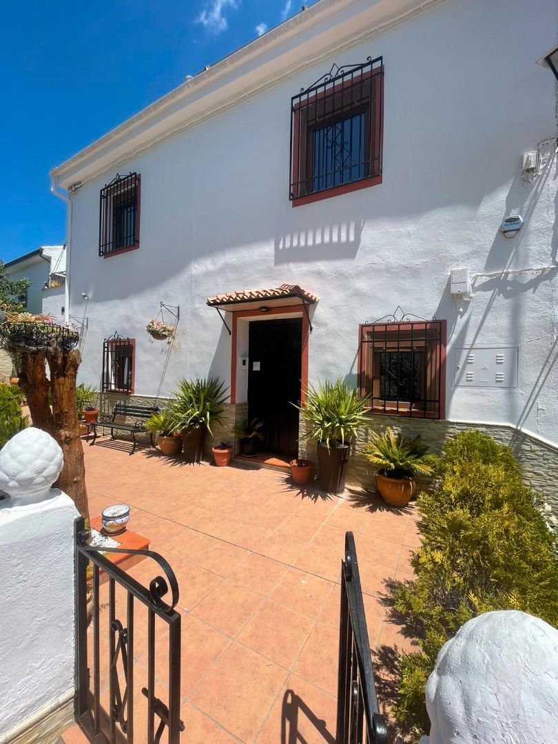 Garden of House or chalet for sale in Priego de Córdoba  with Air Conditioner, Private garden and Terrace