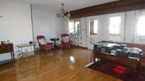 Living room of Flat for sale in Alcalá de Henares  with Air Conditioner, Heating and Parquet flooring
