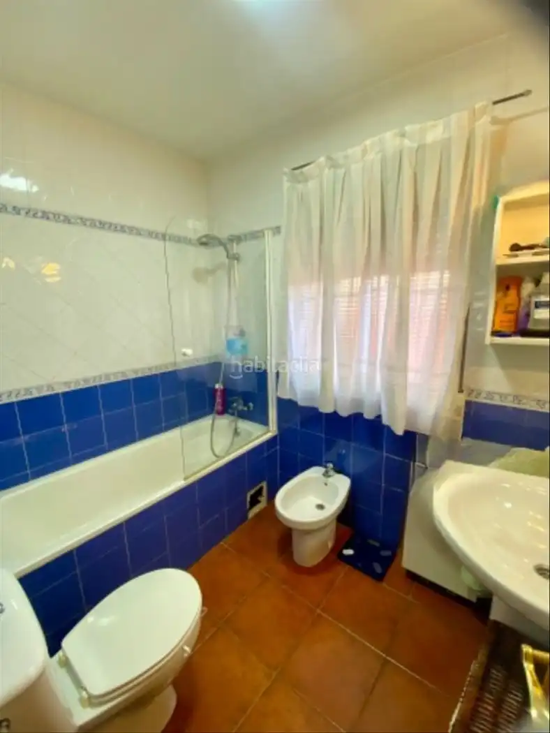 House with pool for sale in Calle Ronda de Manchester 290, imagen 18