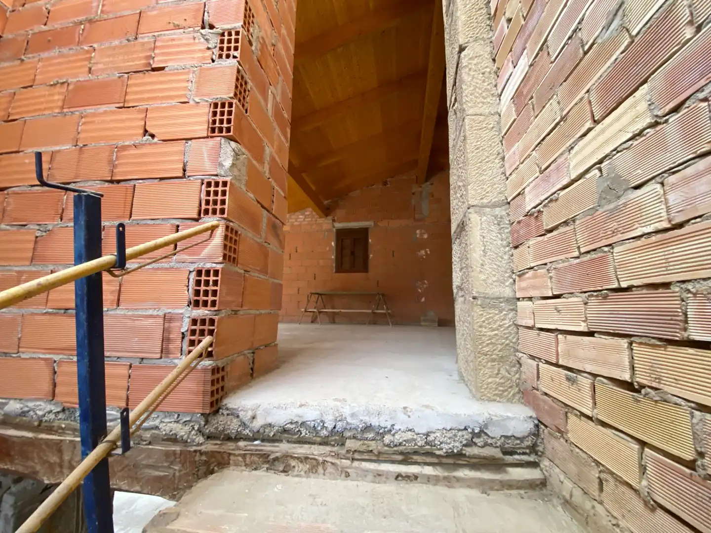 Buildings for sale in Uncastillo