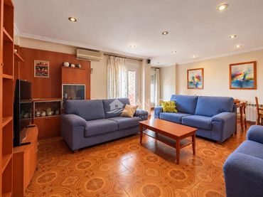 Appartamento con balcone in vendita a Aspe Centro