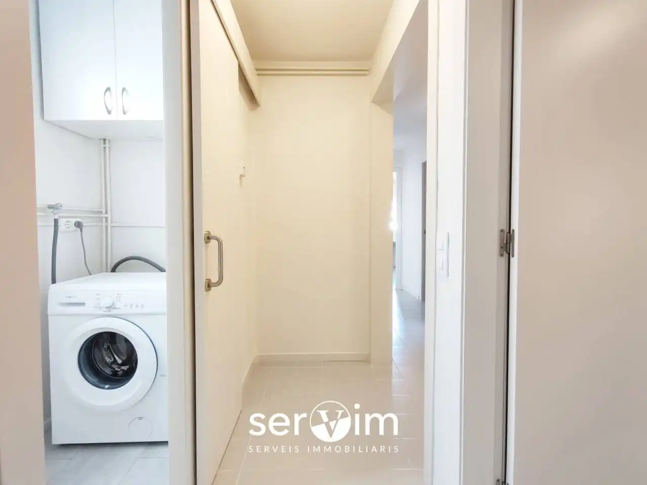 Wohnung zum Verkauf in Girona mit Heizung und Balkon