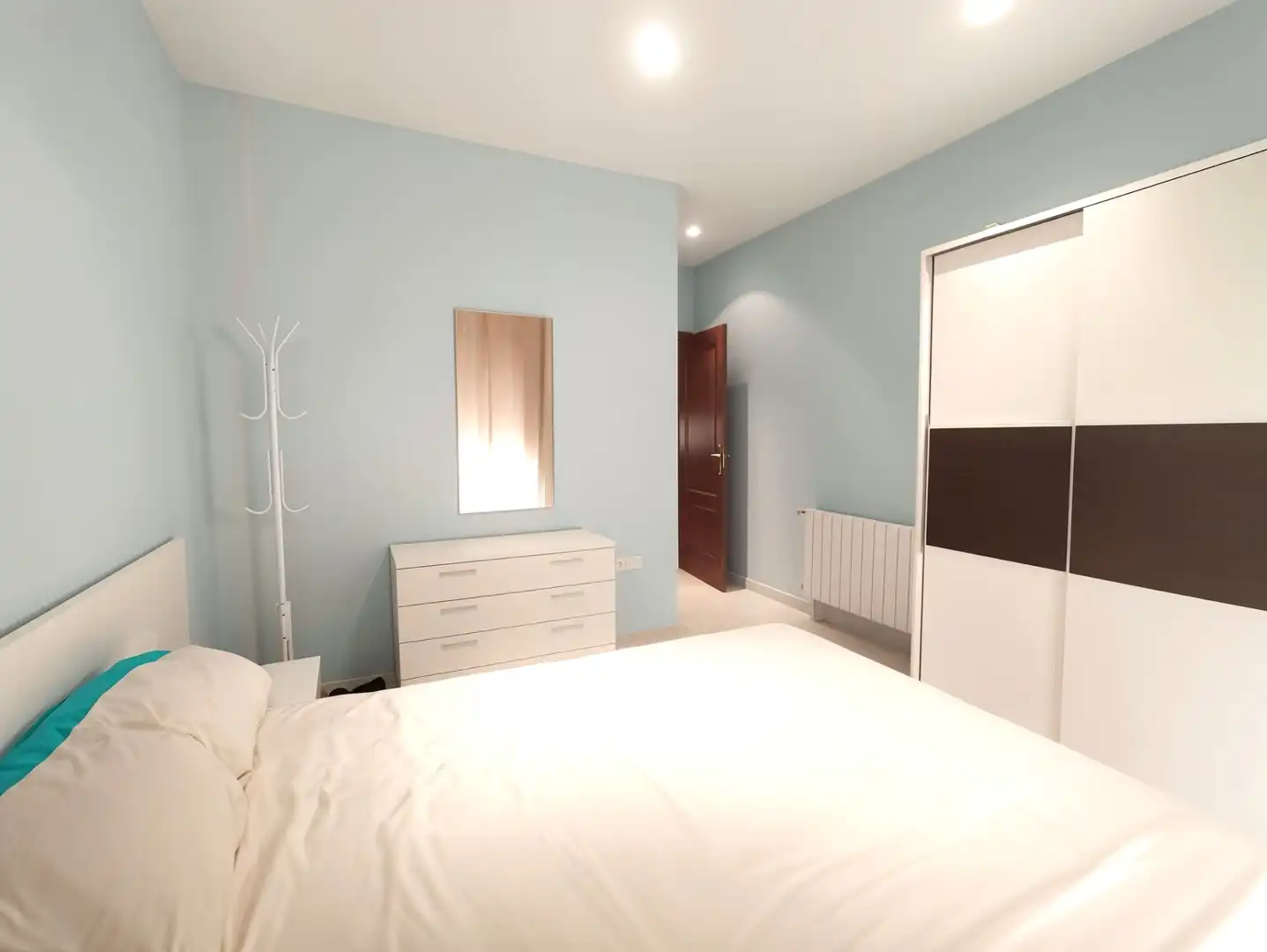 Habitación de Apartamento en venta en Don Benito con Aire acondicionado, Calefacción y Trastero