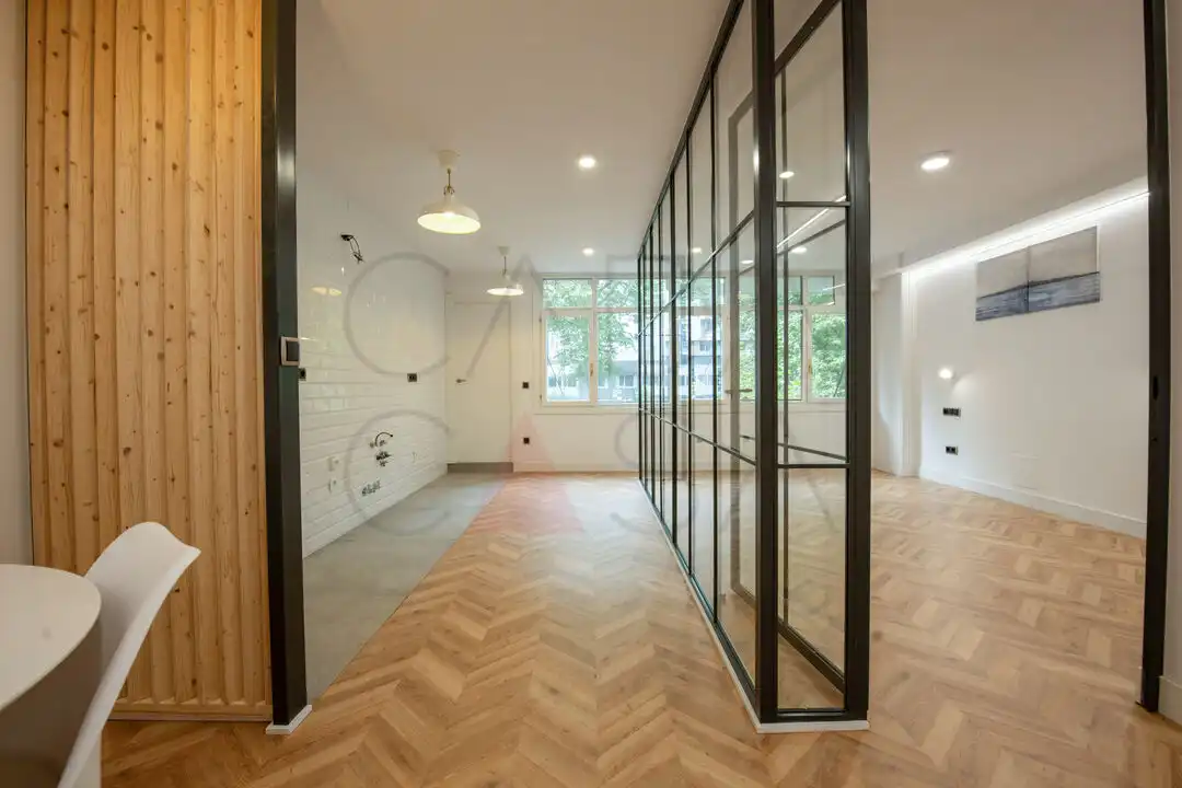 Piso con ascensor en venta en Cuatro Caminos, imagen 7
