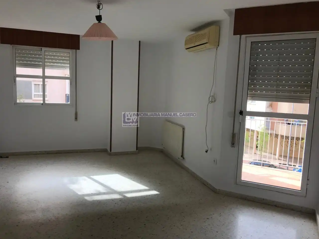 Sala de estar de Piso de alquiler en Cáceres con Aire acondicionado, Calefacción y Terraza