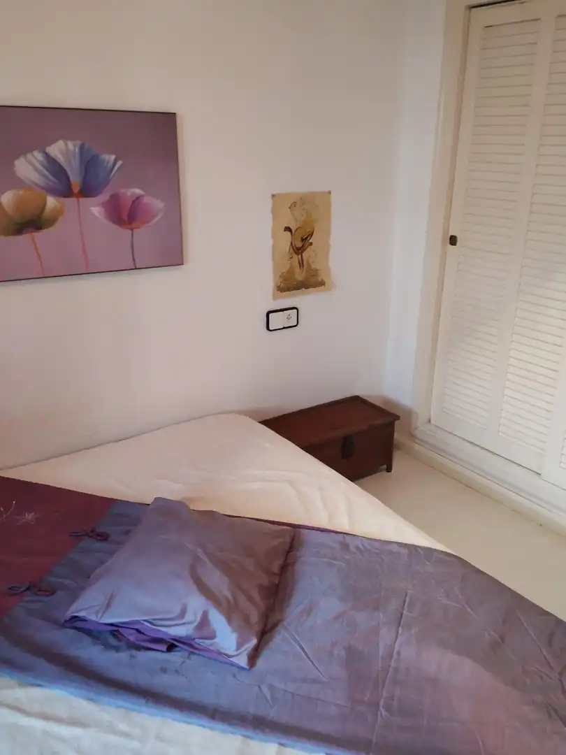 Habitación de Apartamento de alquiler en Torrevieja con Calefacción, Piscina y Amueblado