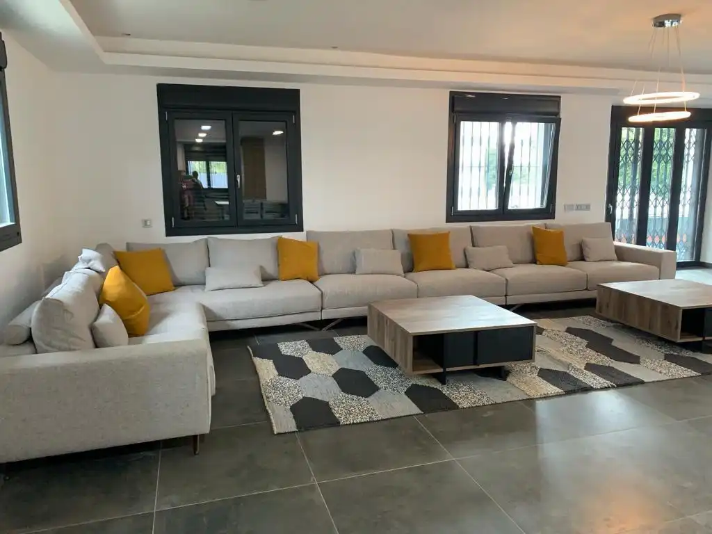 Sala d'estar de Casa o xalet de lloguer en Marbella amb Jardí privat i Piscina
