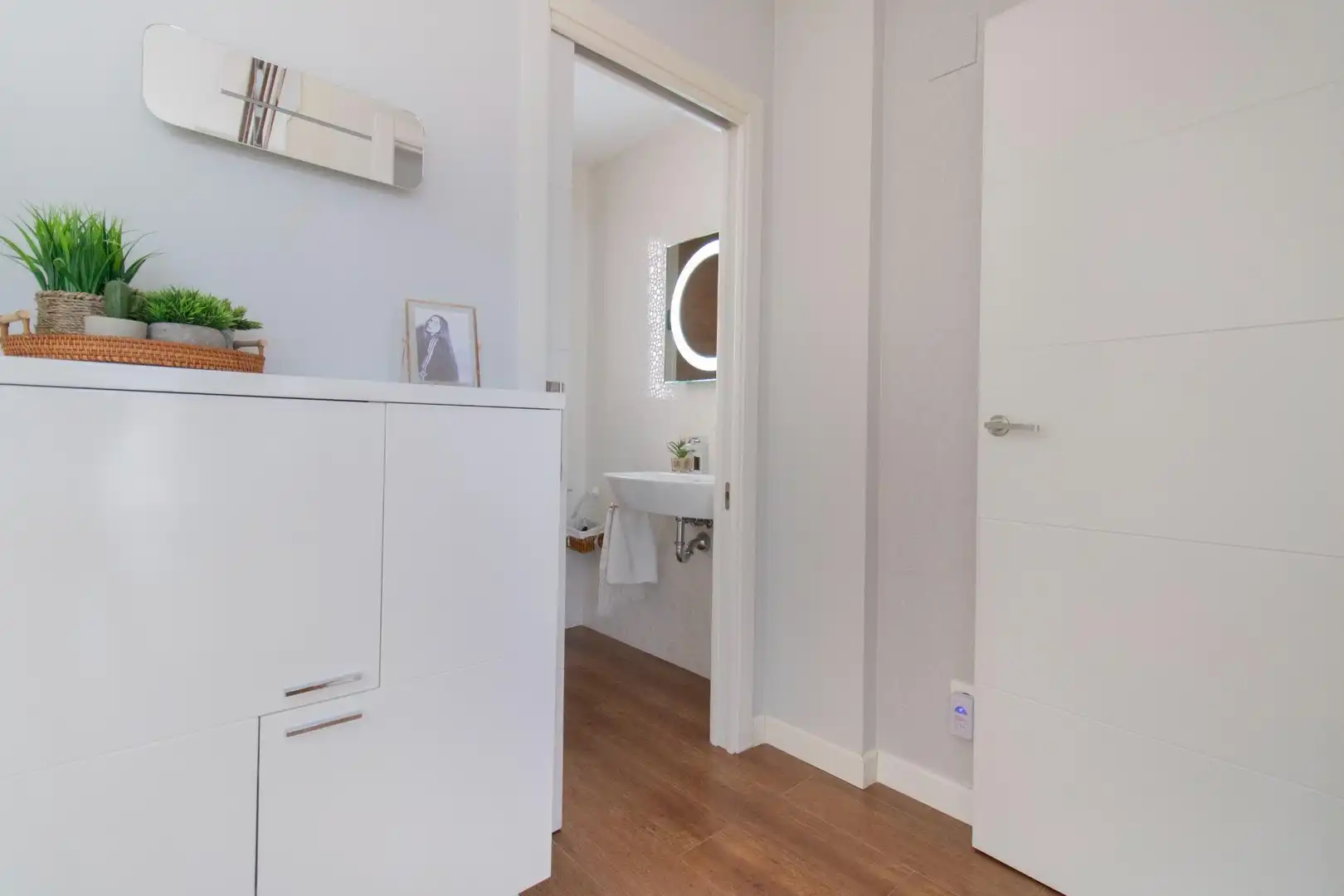 Bathroom of Houses for sale in Quart de Poblet