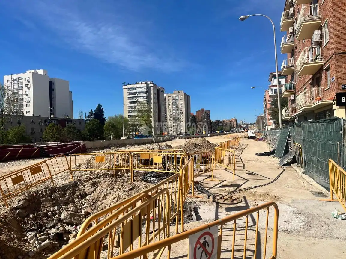 Vista exterior de Piso en venta en Madrid