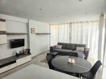 Apartment with lift for sale in Avenida Rosa de los Vientos 7
