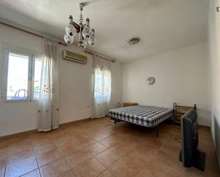 Apartament per a compartir a  Granada Capital