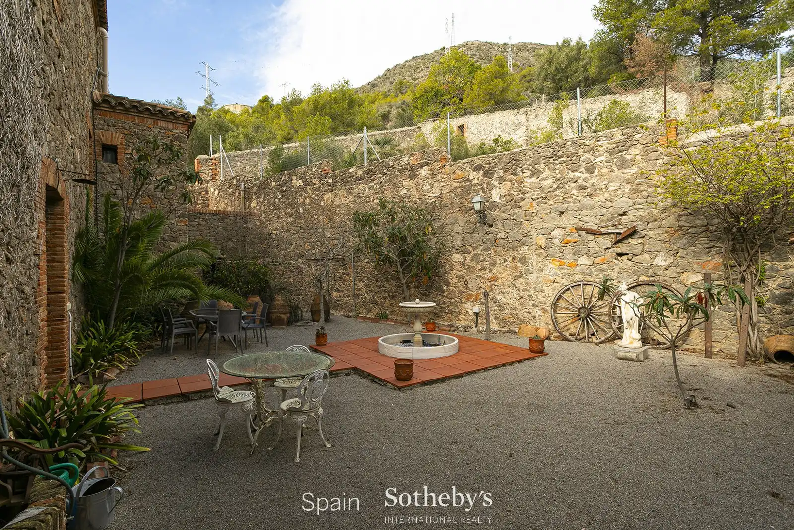 Terrassa de Casa o xalet en venda en Castelldefels amb Aire condicionat, Calefacció i Jardí privat