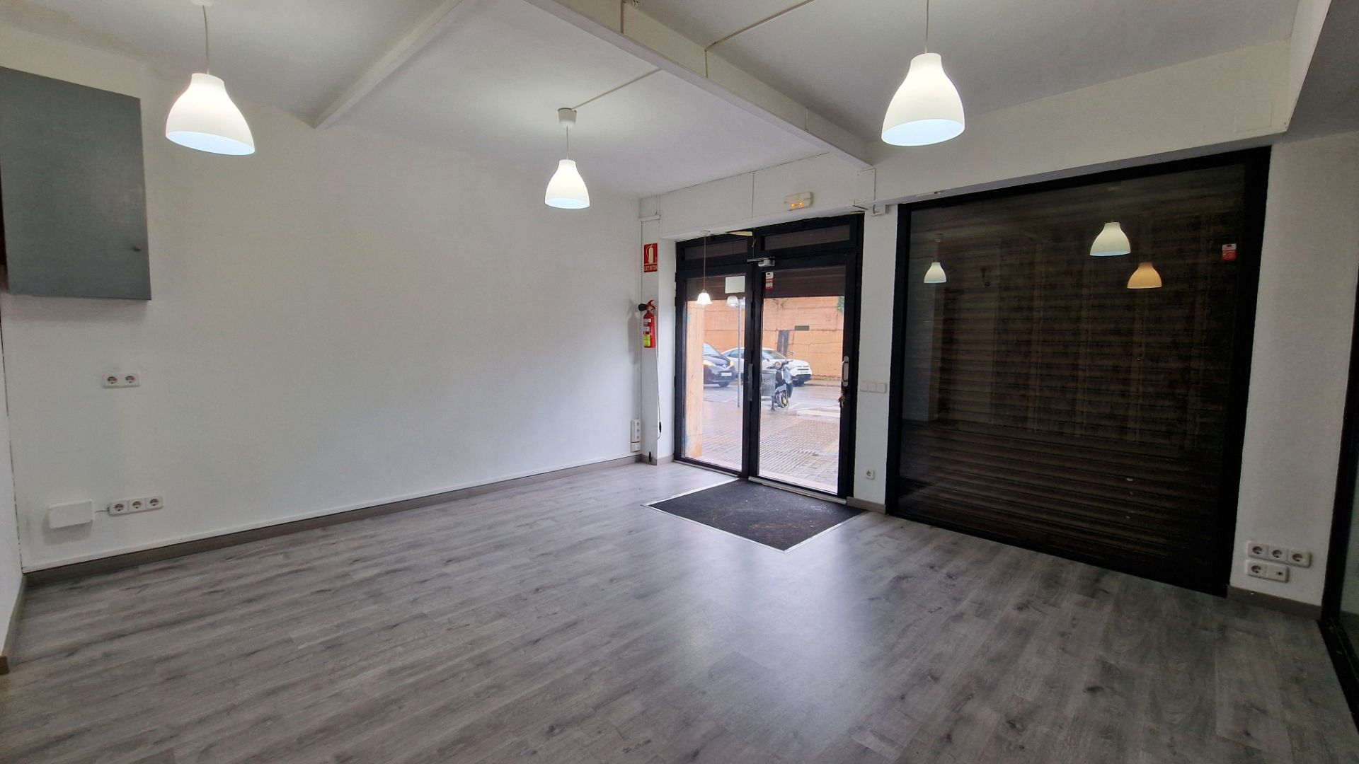 Local de lloguer en  Barcelona Capital amb Aire condicionat i Parquet