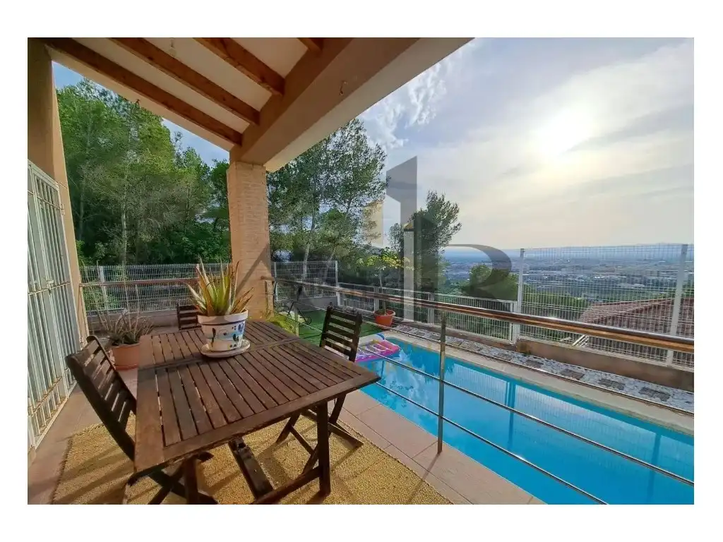 Casa con piscina en venta en Calle Alt Millars L', imagen 2