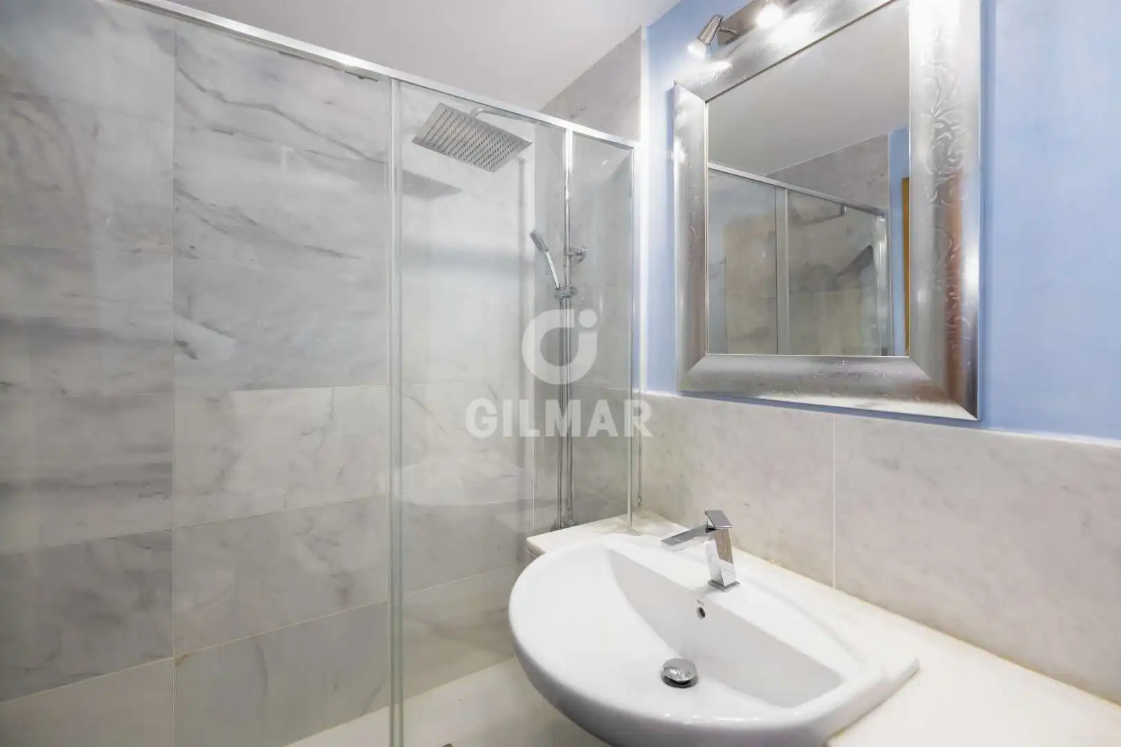 Baño de Piso en venta en Chipiona con Calefacción, Jardín privado y Trastero