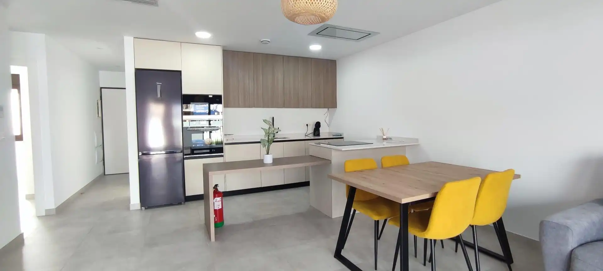 Bungalow with pool for sale in Pilar de la Horadada ciudad