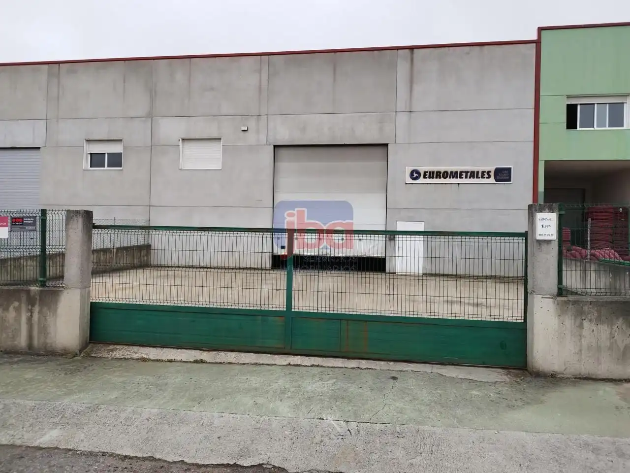 Nave industrielle à louer à San Cibrao das Viñas