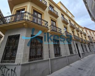 Exterior view of Flat for sale in  Granada Capital
