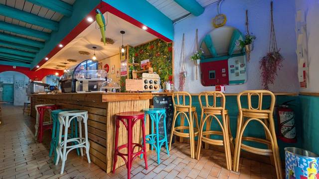 Local comercial en Alquiler en don teobaldo en La Magdalena