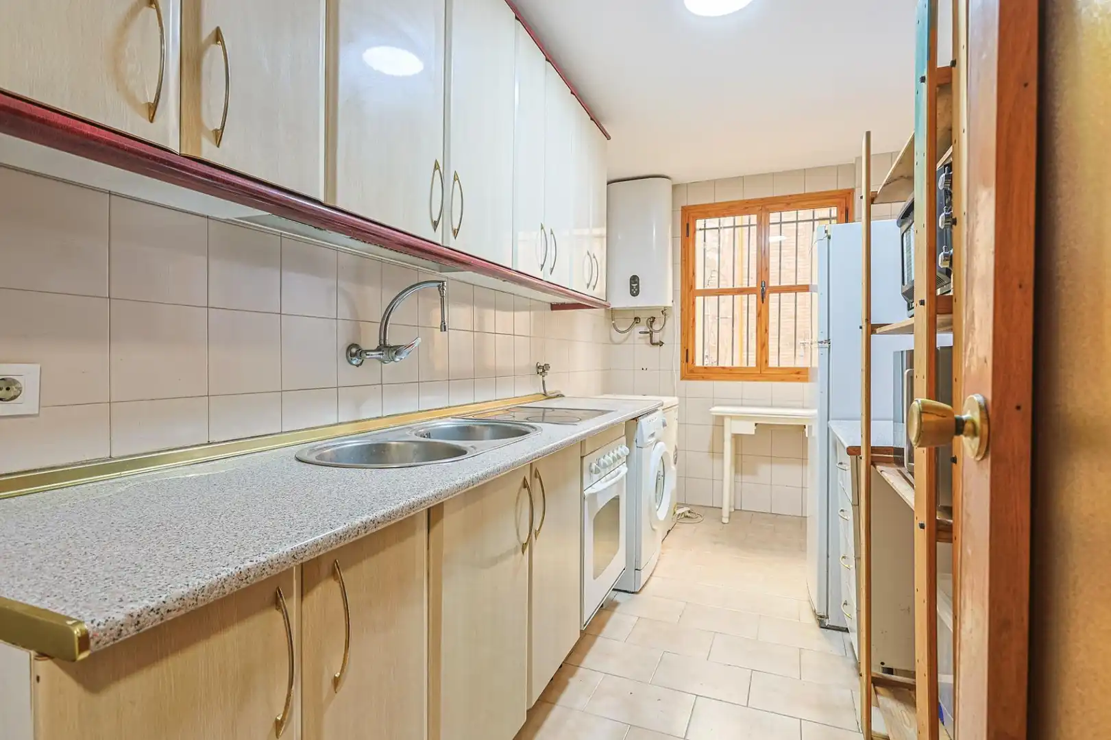 Cocina de Piso en venta en Sevilla