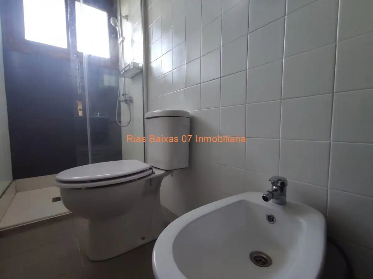 Baño de Casa o chalet en venta en Vigo  con Calefacción, Jardín privado y Parquet