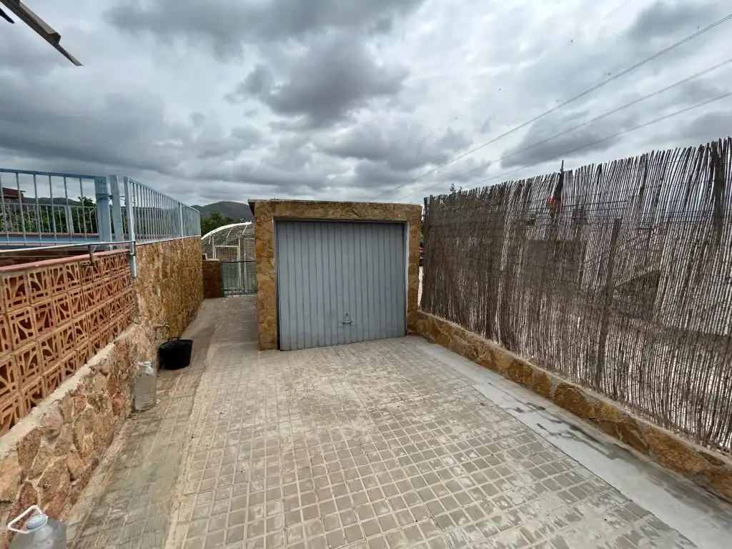 Aparcament de Finca rústica en venda en Sagunto / Sagunt