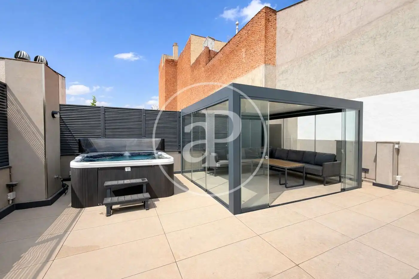Terraza de Piso en venta en  Madrid Capital con Aire acondicionado, Calefacción y Amueblado