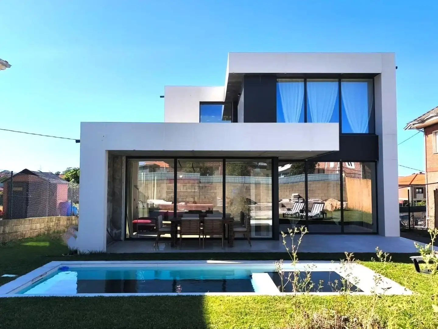 Villa avec piscine à vendre à Alisal - San Román
