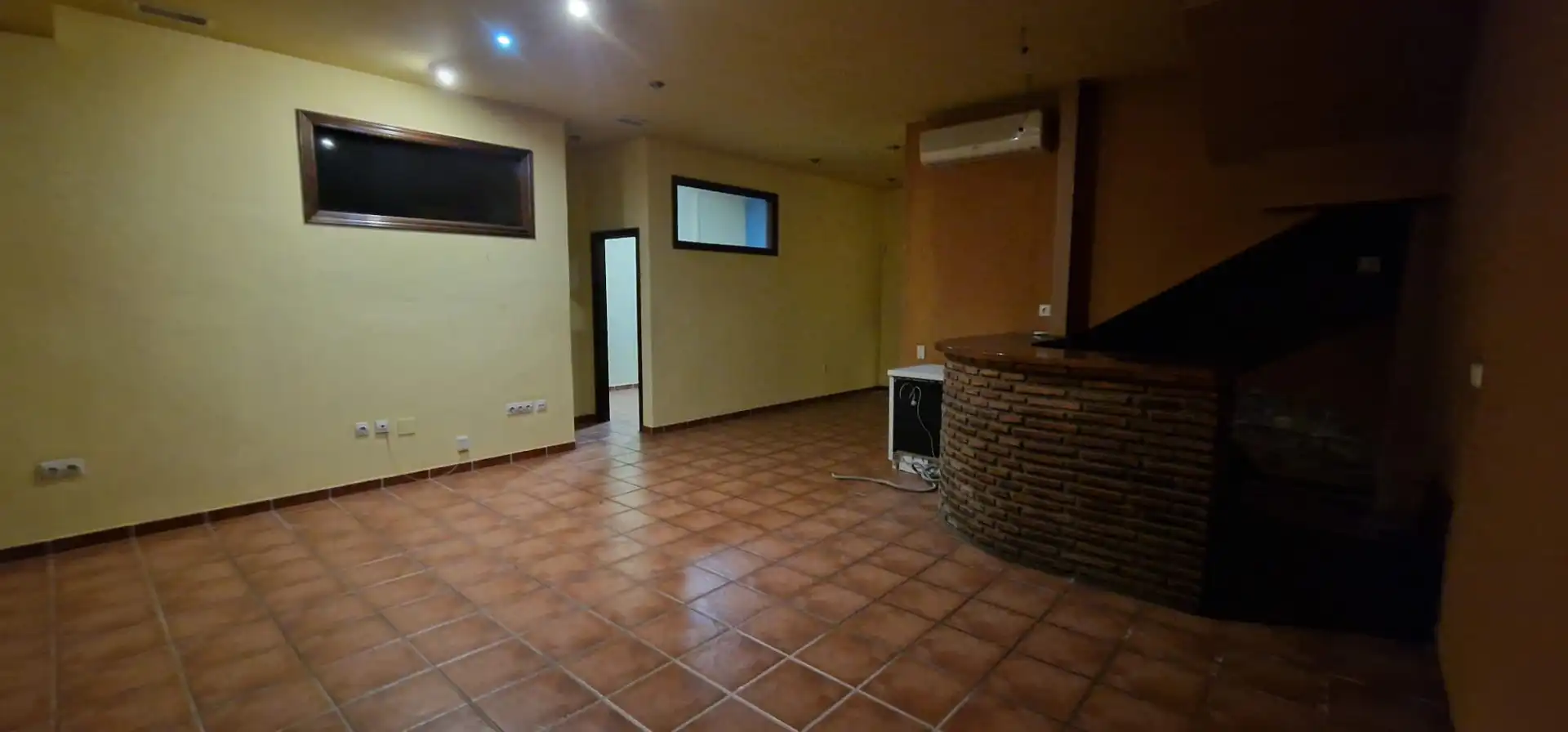 Casa adosada en venta en Calle Lingüista Manuel Seco, Parque Clavero