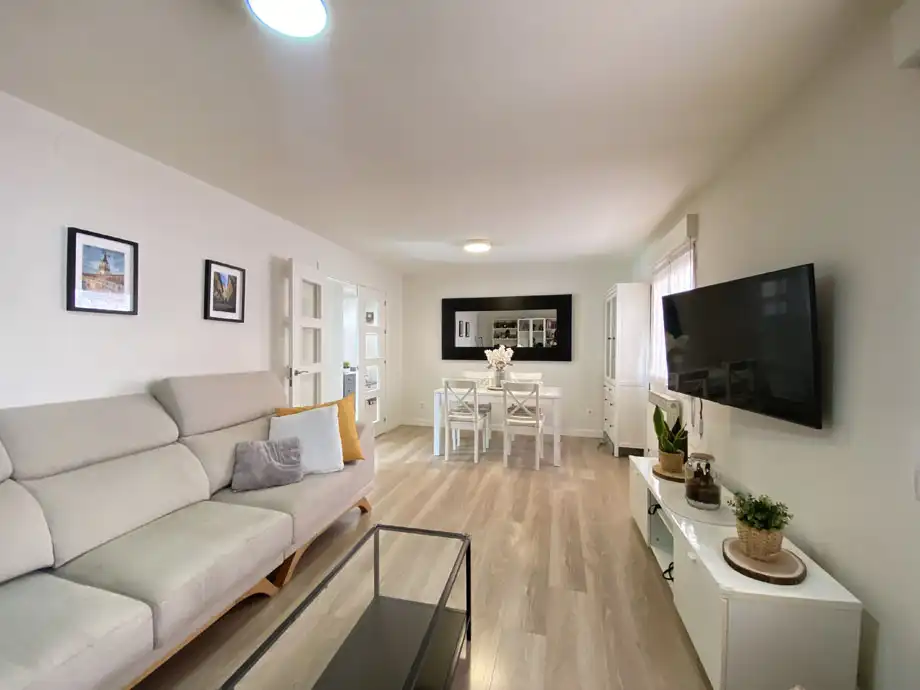 Sala d'estar de Pis en venda en Vitoria - Gasteiz amb Calefacció