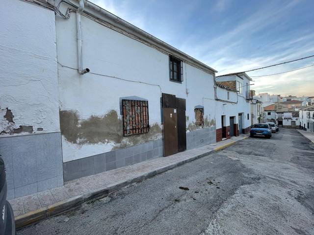 Casa-chalet en Venta en Calle la Pompa, 18 en Mengíbar