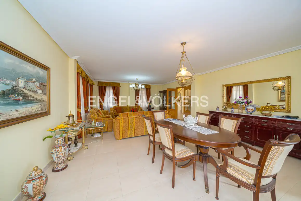 Casa con piscina en venta en Urbanizaciones, imagen 13