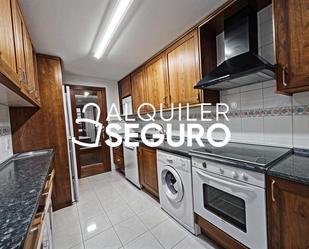 Kitchen of Flat to rent in  Madrid Capital  with Air Conditioner, Heating and Swimming Pool