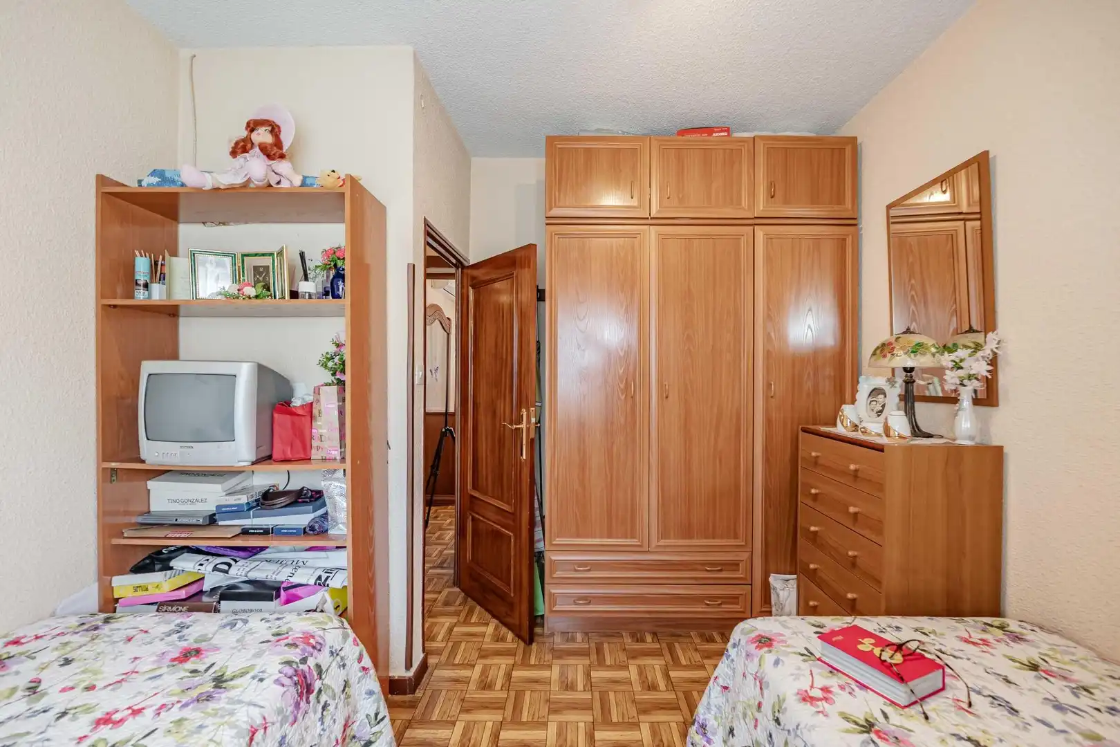 Bedroom of Flat for sale in Madrid  with Heating