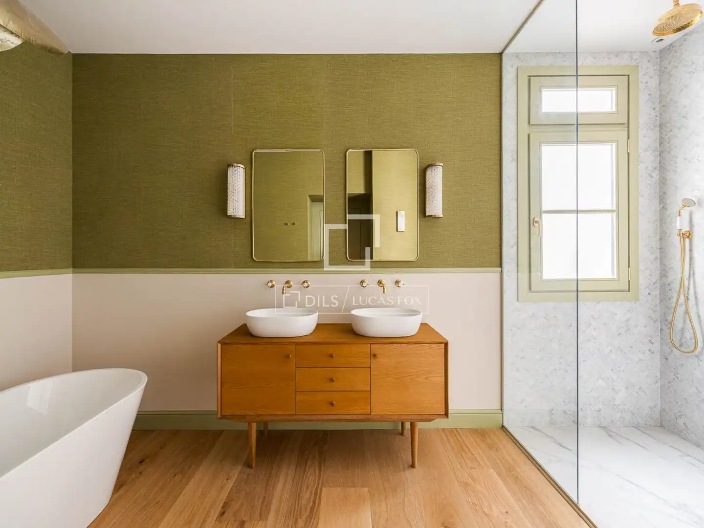 Bathroom of Flat for sale in Barcelona  with Air Conditioner, Heating and Terrace