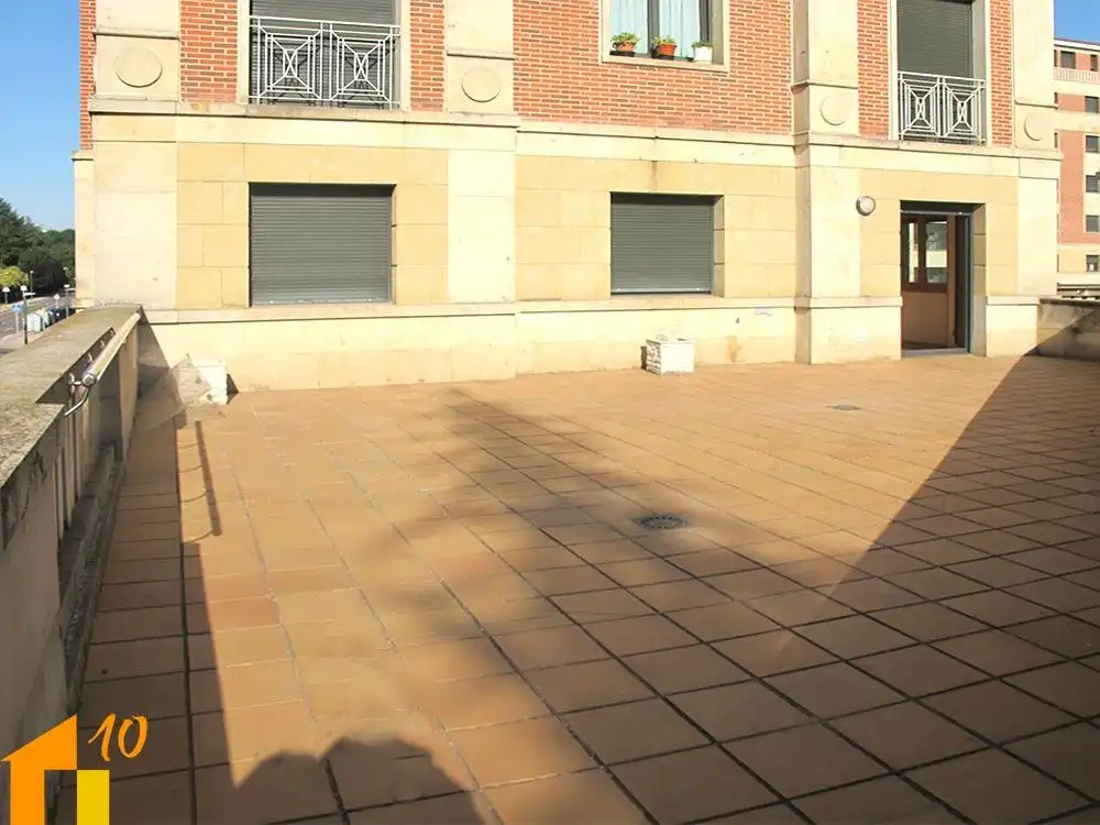 Terrassa de Pis en venda en Burgos amb Calefacció, Terrassa i Traster