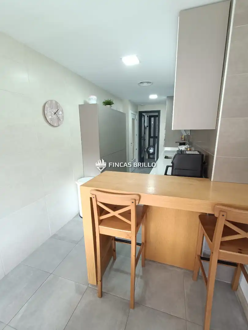 Küche von Wohnung zum Verkauf in Cáceres mit Heizung, Terrasse und Abstellraum