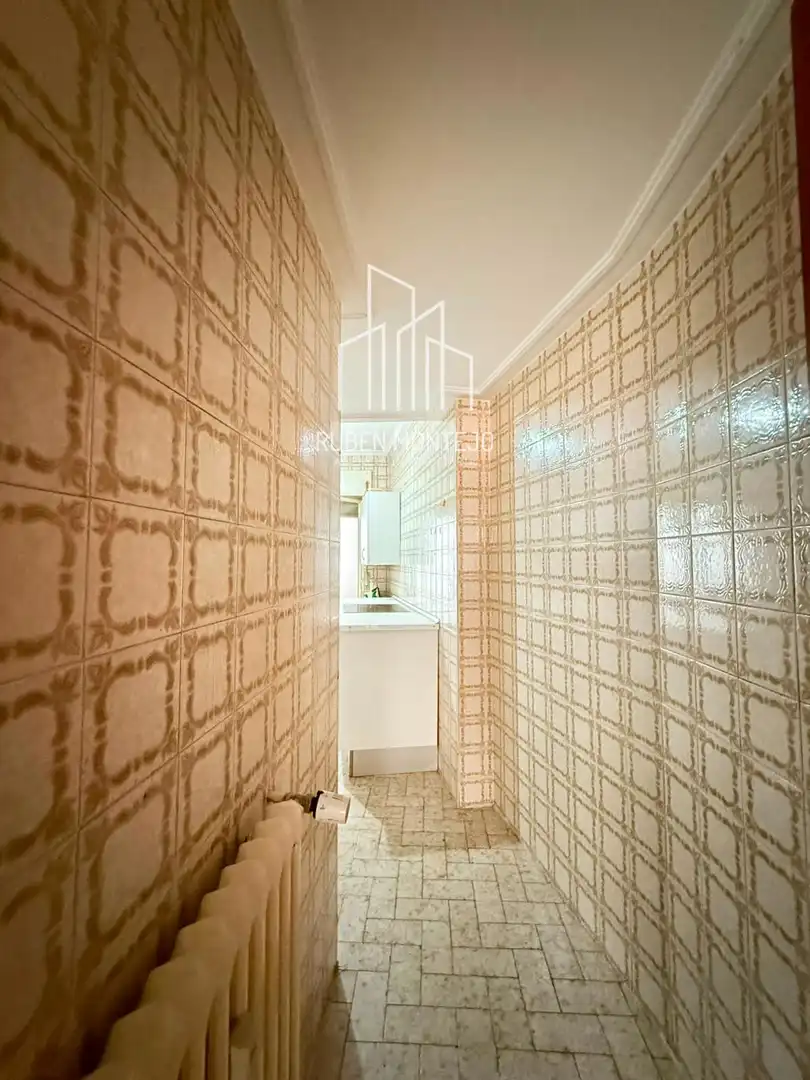 Badezimmer von Wohnung zur Miete in Salamanca mit Heizung, Terrasse und Möbliert
