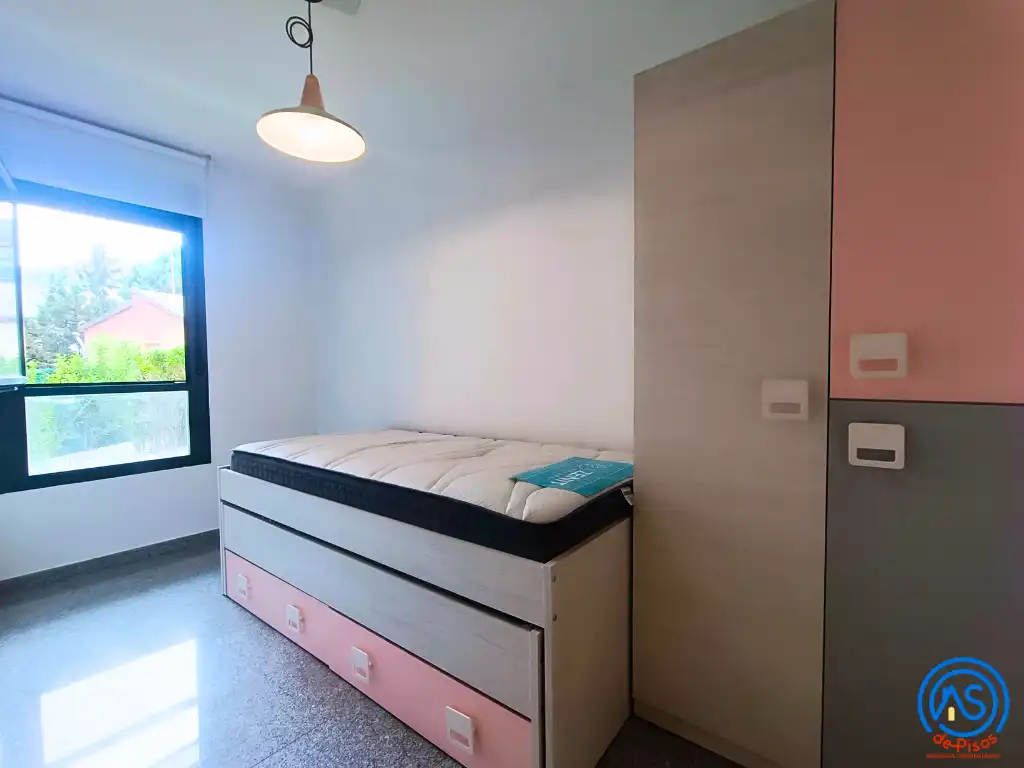Flat for rent in Calle Ramón y Cajal, 29, Cadrete