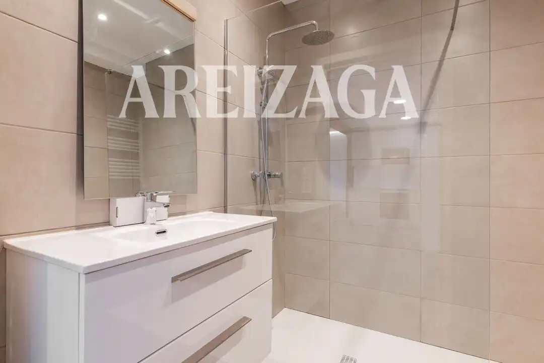Penthouse with terrace for sale in Calle Txurruka Churruca 9, imagen 50