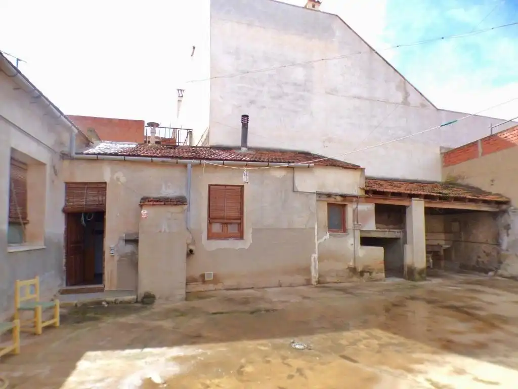 Vista exterior de Finca rústica en venda en Granja de Rocamora amb Jardí privat, Terrassa i Traster