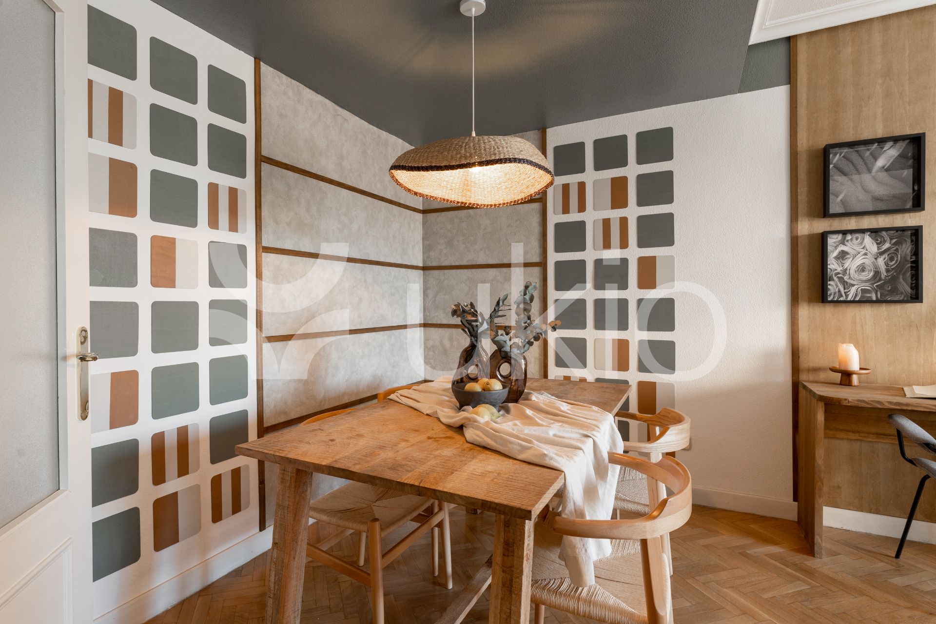 Comedor de Apartamento de alquiler en  Madrid Capital con Aire acondicionado, Calefacción y Amueblado