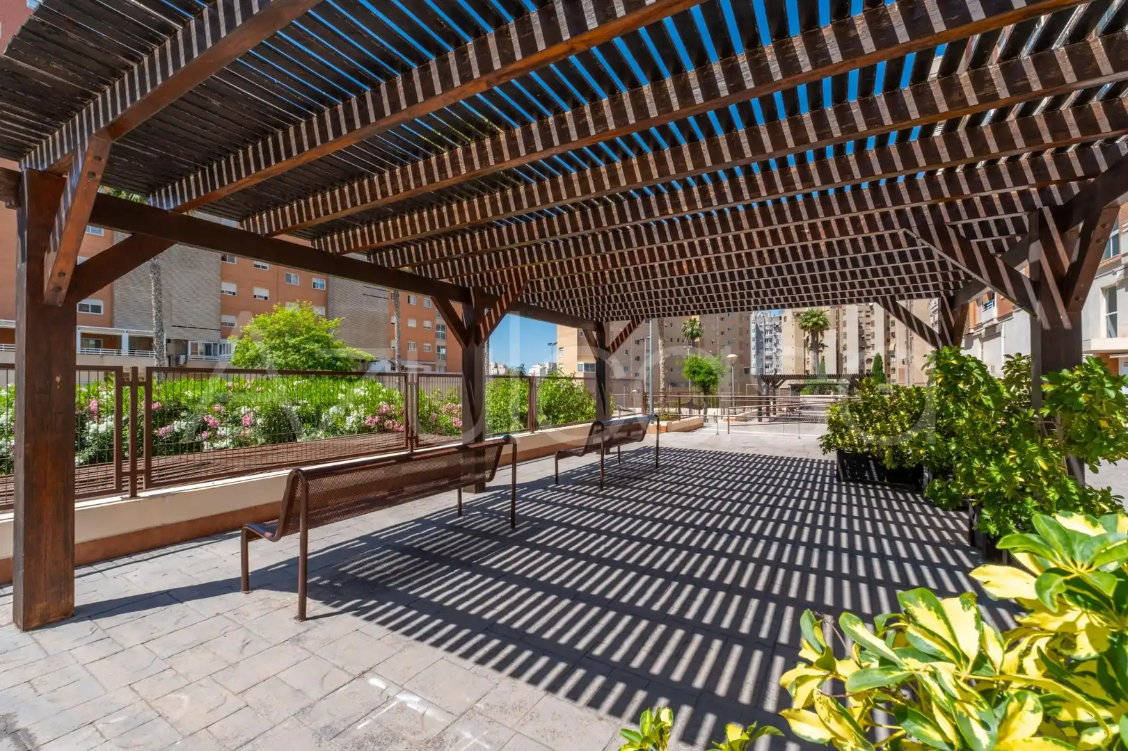 Terraza de Piso en venta en Alicante / Alacant con Aire acondicionado y Piscina comunitaria