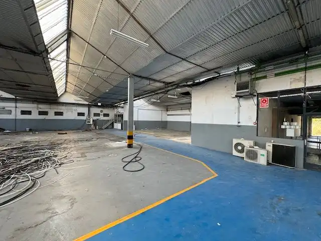 Nave industrial en venta en Carrer Besalú 4, imagen 8