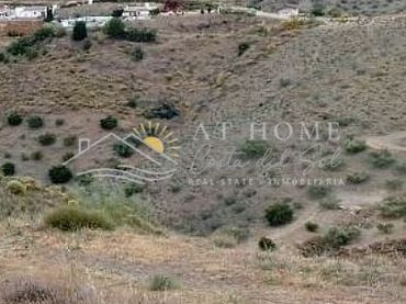 Lands and plots for sale in Canillas de Aceituno