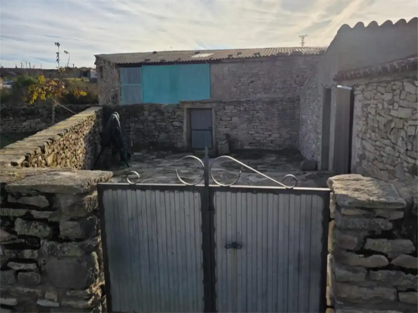 Vista exterior de Casa o xalet en venda en Bermillo de Sayago amb Jardí privat