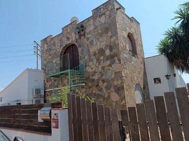 Chalet con piscina en venta en Carrer Ter 30