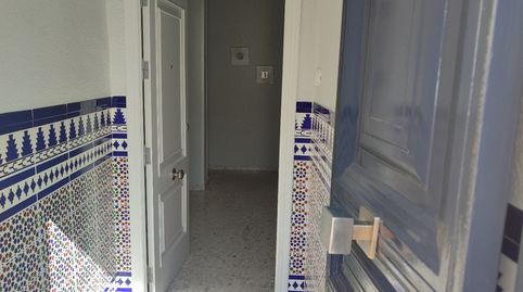 Foto 2 de Casa adosada de alquiler en Calle Cuéllar y Caraza, Estación - La Fontanilla - El Tinte, Utrera