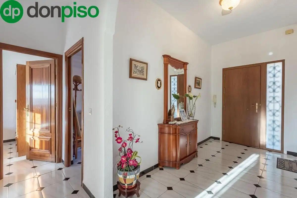 House with garden for sale in Calle GRANADA, imagen 6